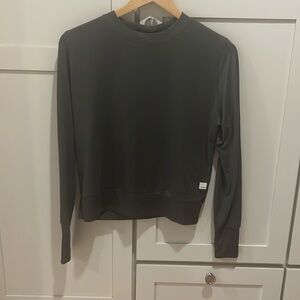 Vuori Long-Sleeve Halo Crew DreamKnit™ Pullover size S in Green